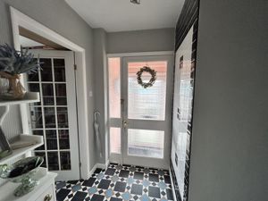 Photo 11- click for photo gallery